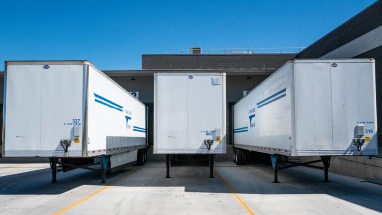 La contratación en logística crece un 6,4% en 2025 y supera los 980.000 nuevos contratos